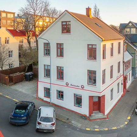 Downtown Baldursbra - Two Bedroom Apartment Reykjavík Eksteriør bilde